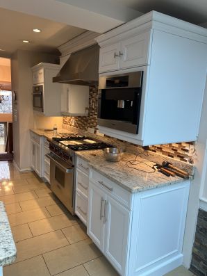 Cabinet Refinishing in Oyster Bay, NY (2)
