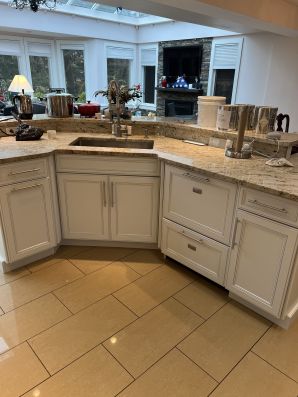 Cabinet Refinishing in Oyster Bay, NY (3)